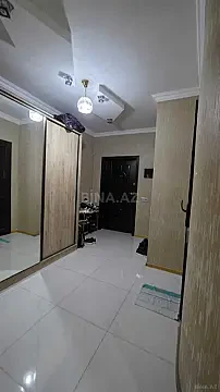 Satılır 4 otaqlı mənzil 138 m²