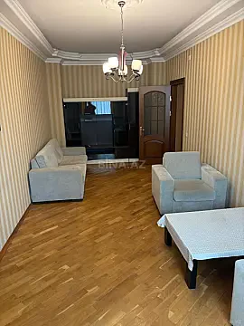 Kirayə verilir 2 otaqlı mənzil 85 m²