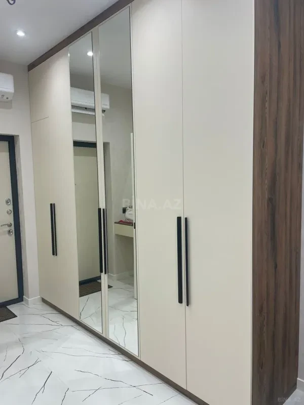 Kirayə verilir 1 otaqlı mənzil 67 m²