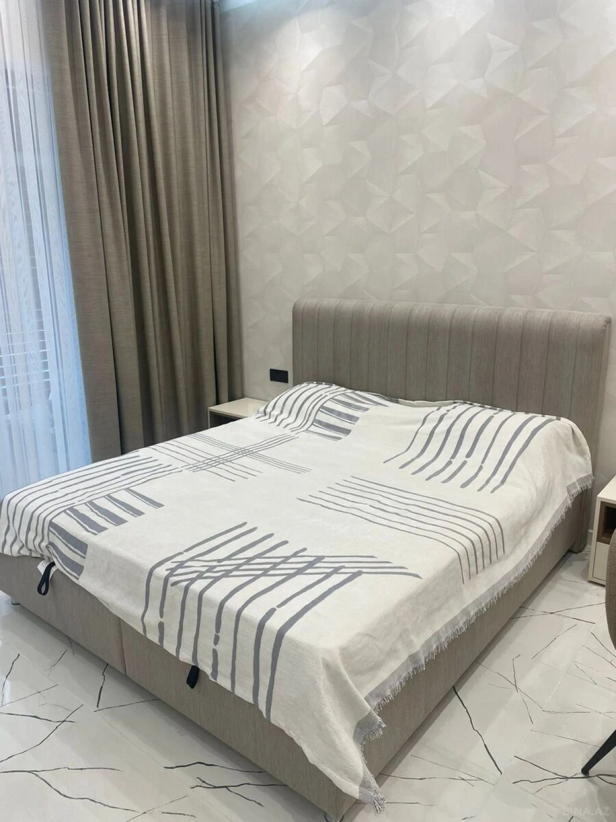 Kirayə verilir 1 otaqlı mənzil 67 m²
