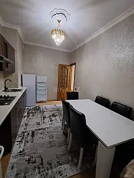 Kirayə verilir 3 otaqlı mənzil 90 m²