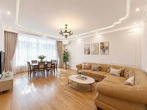 Kirayə verilir 4 otaqlı mənzil 170 m² — Bakı, Nərimanov 4 otaq 170.00 m²