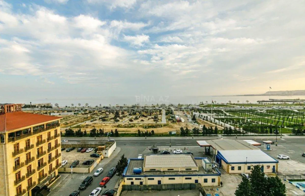 Kirayə verilir 3 otaqlı mənzil 190 m²