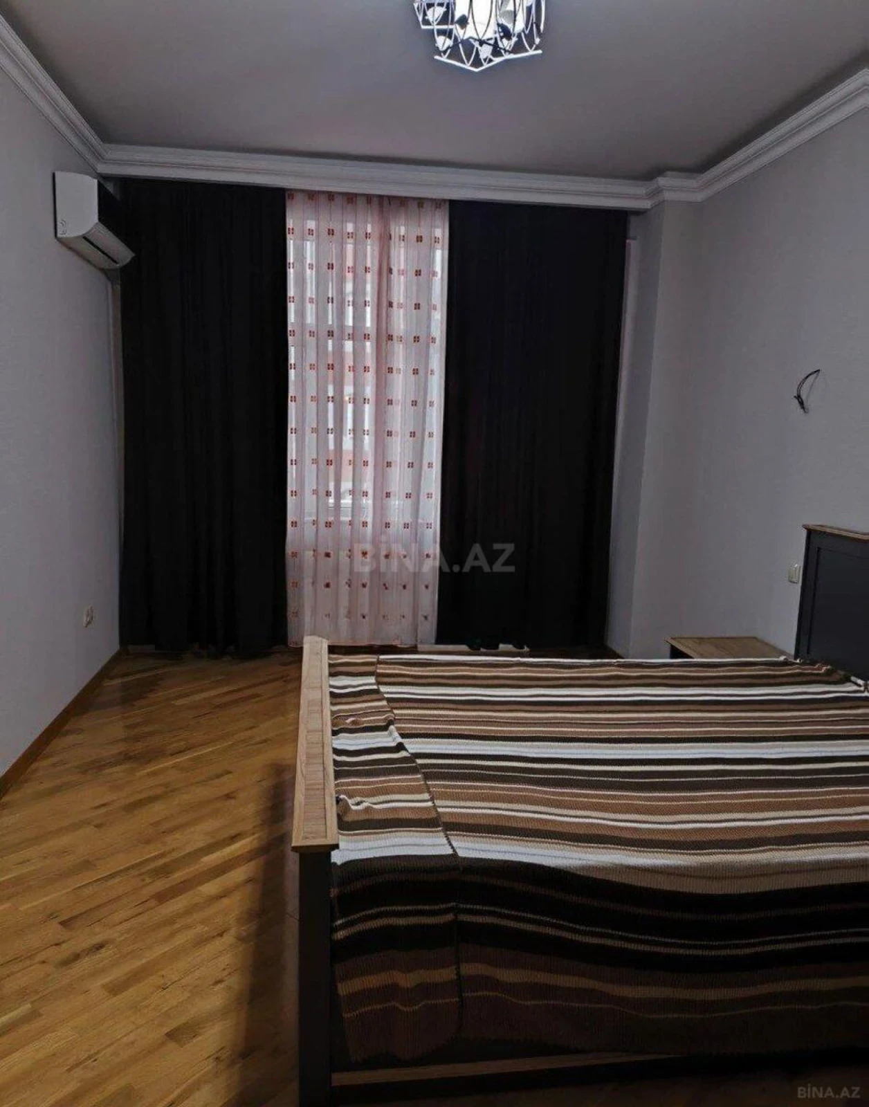 Kirayə verilir 3 otaqlı mənzil 190 m²