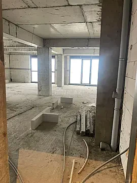 Satılır 3 otaqlı mənzil 130 m²