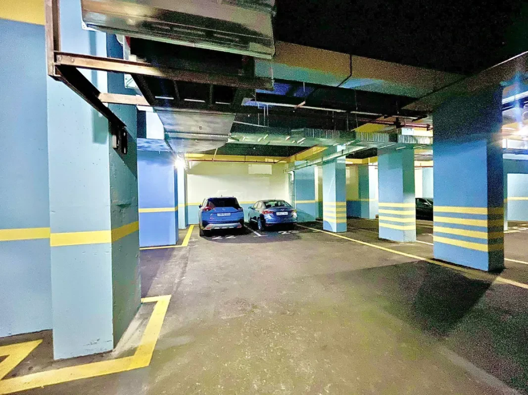 Satılır 3 otaqlı mənzil 127 m²