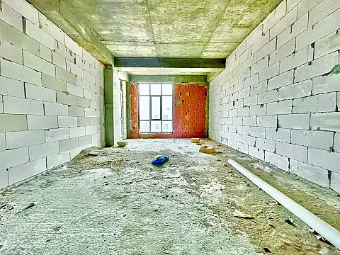 Satılır 3 otaqlı mənzil 127 m²