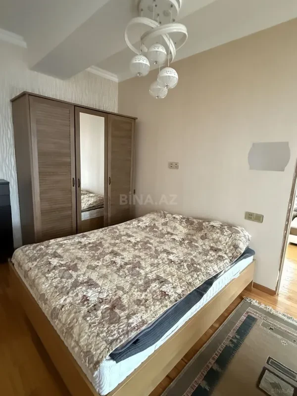 Kirayə verilir 2 otaqlı mənzil 55 m²