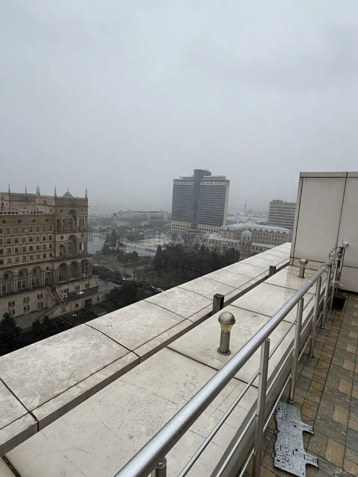 Kirayə verilir 2 otaqlı mənzil 55 m²