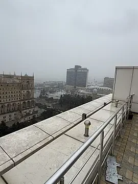 Kirayə verilir 2 otaqlı mənzil 55 m²