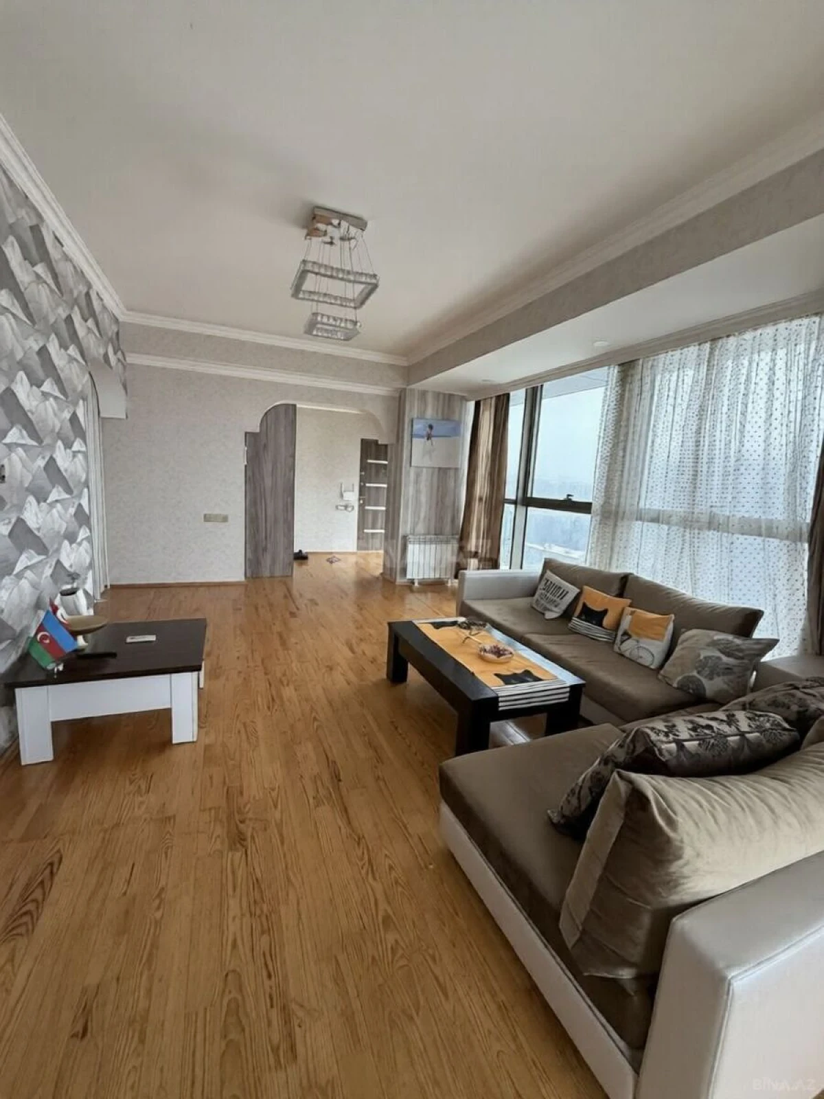 Kirayə verilir 2 otaqlı mənzil 55 m²