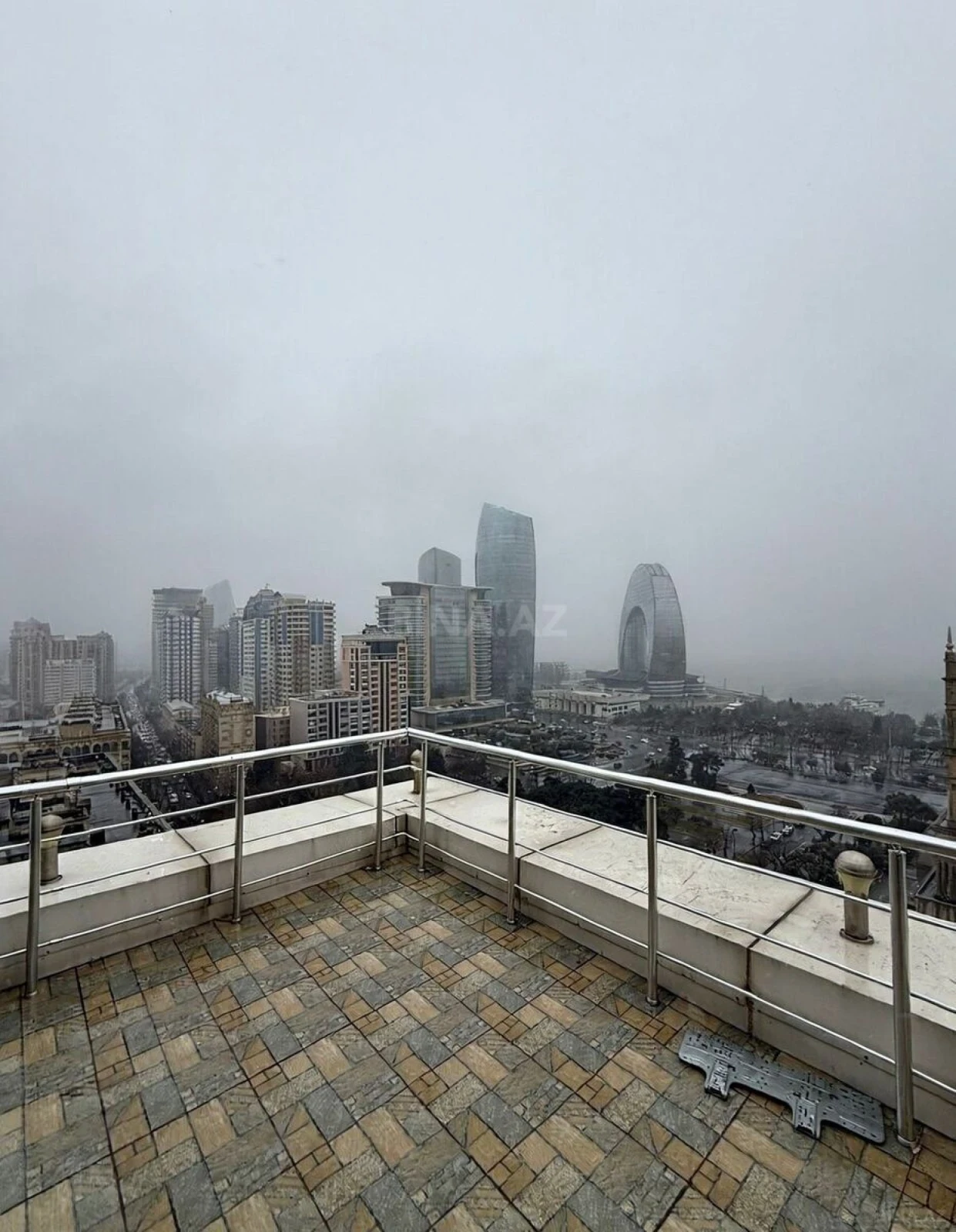 Kirayə verilir 2 otaqlı mənzil 55 m²