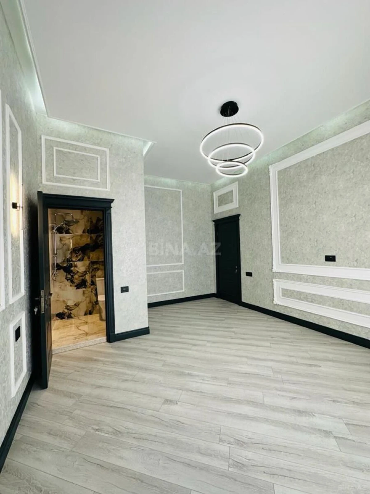 Satılır 6 otaqlı həyət evi 370 m²