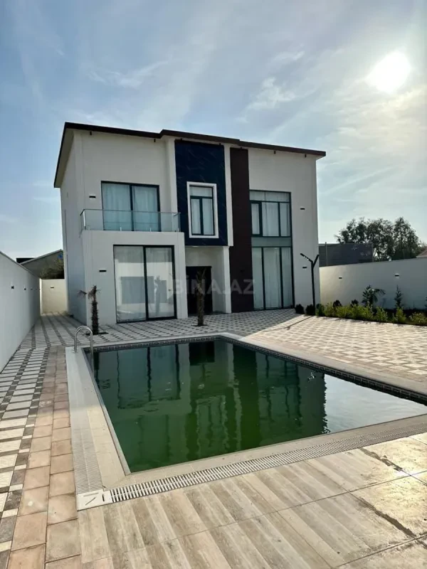 Satılır 6 otaqlı həyət evi 370 m²