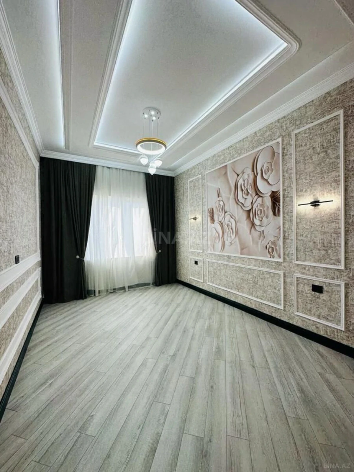 Satılır 6 otaqlı həyət evi 370 m²