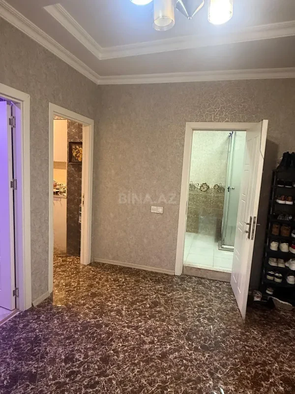 Kirayə verilir 2 otaqlı mənzil 65 m²