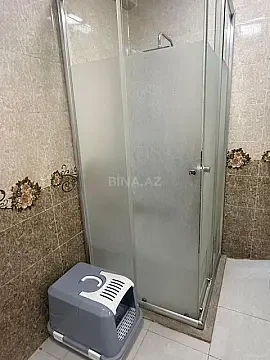 Kirayə verilir 2 otaqlı mənzil 65 m²