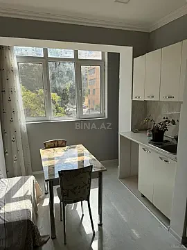 Kirayə verilir 2 otaqlı mənzil 60 m²