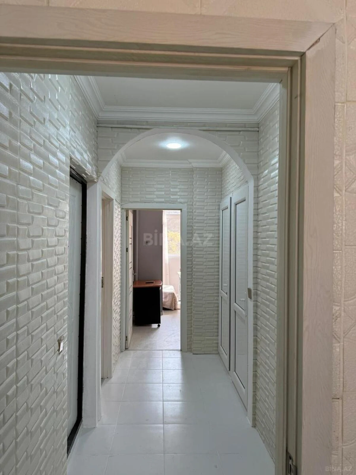 Kirayə verilir 2 otaqlı mənzil 60 m²