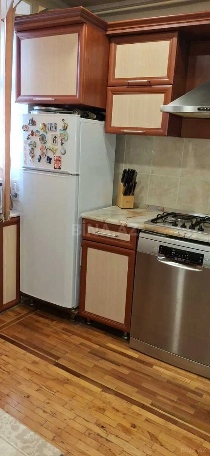 Satılır 4 otaqlı mənzil 90 m²