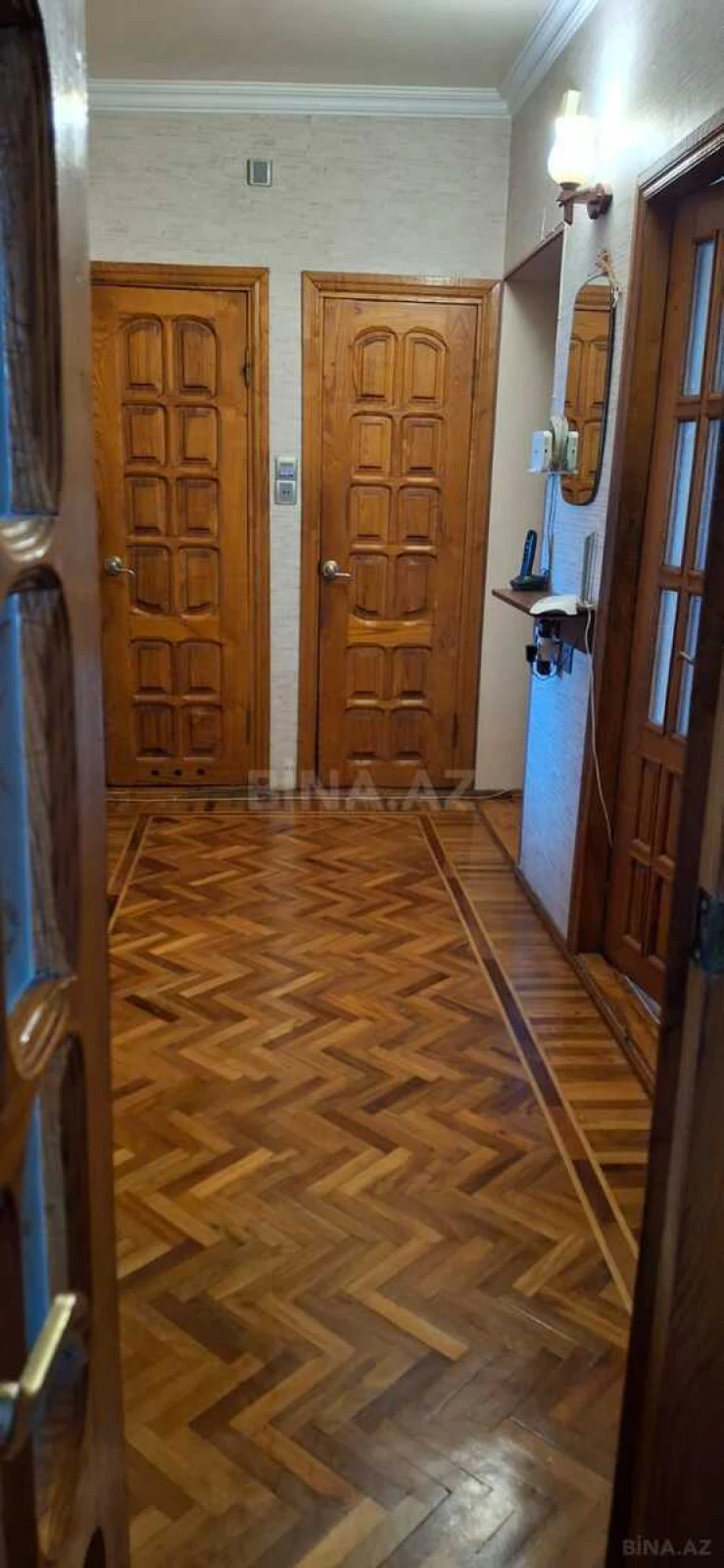 Satılır 4 otaqlı mənzil 90 m²
