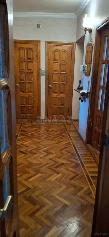 Satılır 4 otaqlı mənzil 90 m²