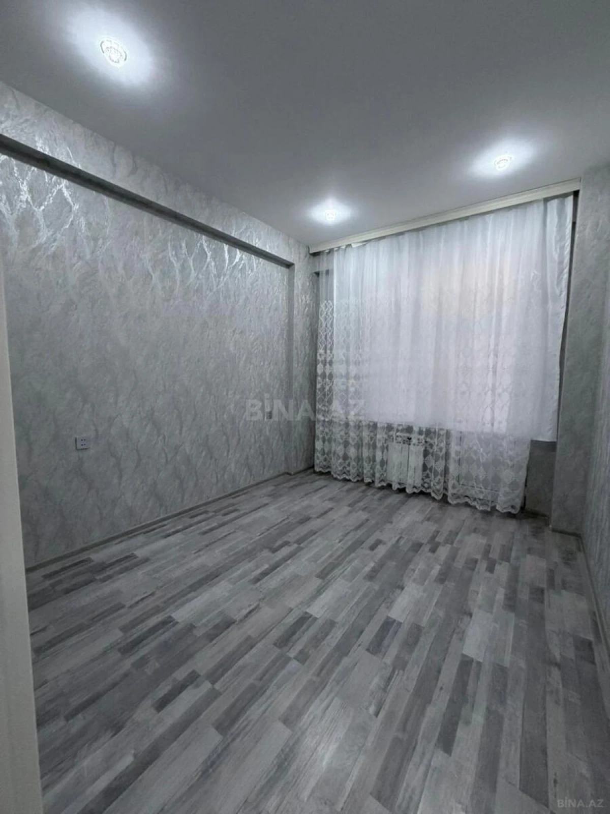 Satılır 2 otaqlı mənzil 54 m²