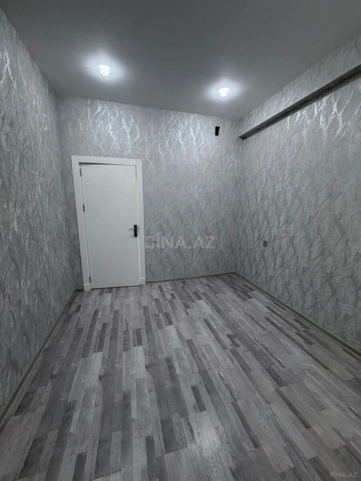 Satılır 2 otaqlı mənzil 54 m²