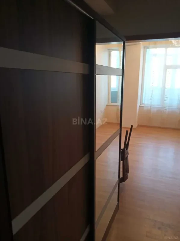 Satılır 2 otaqlı mənzil 74 m²