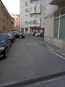 Satılır 2 otaqlı mənzil 74 m²