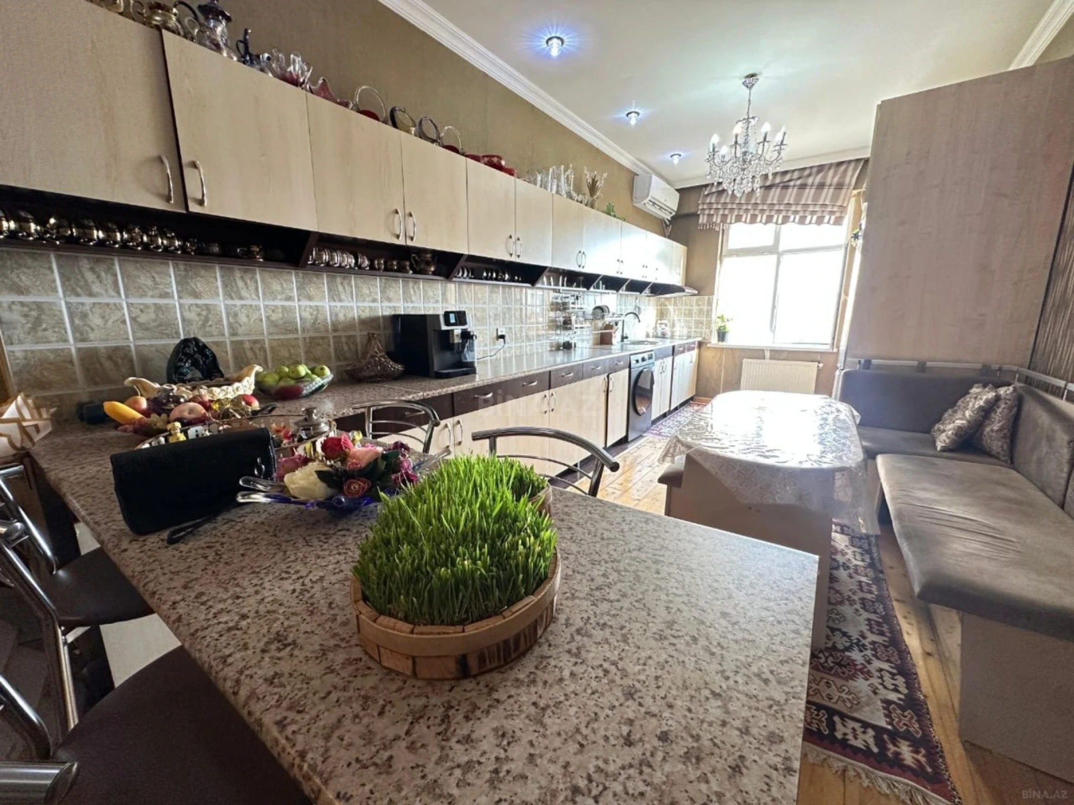 Satılır 3 otaqlı mənzil 115 m²