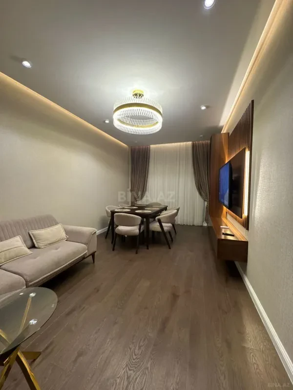 Kirayə verilir 2 otaqlı mənzil 85 m²