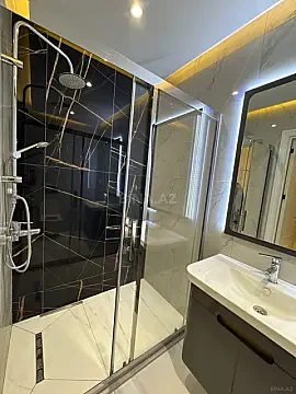 Kirayə verilir 2 otaqlı mənzil 85 m²