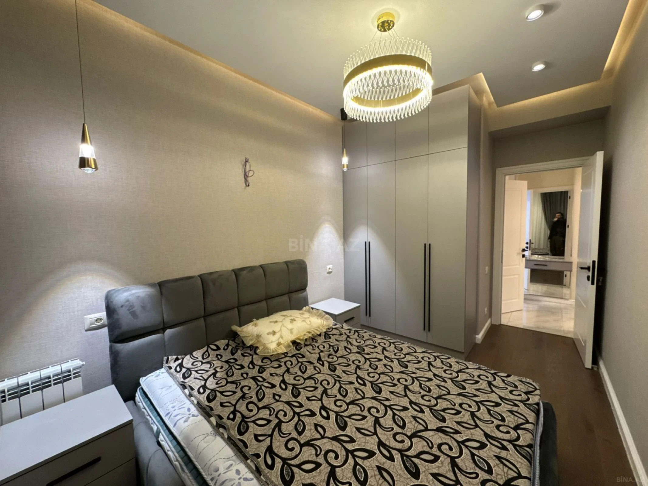 Kirayə verilir 2 otaqlı mənzil 85 m²
