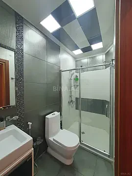 Satılır 4 otaqlı mənzil 130 m²