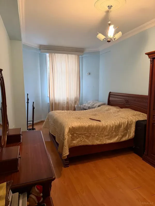 Satılır 3 otaqlı mənzil 80 m²