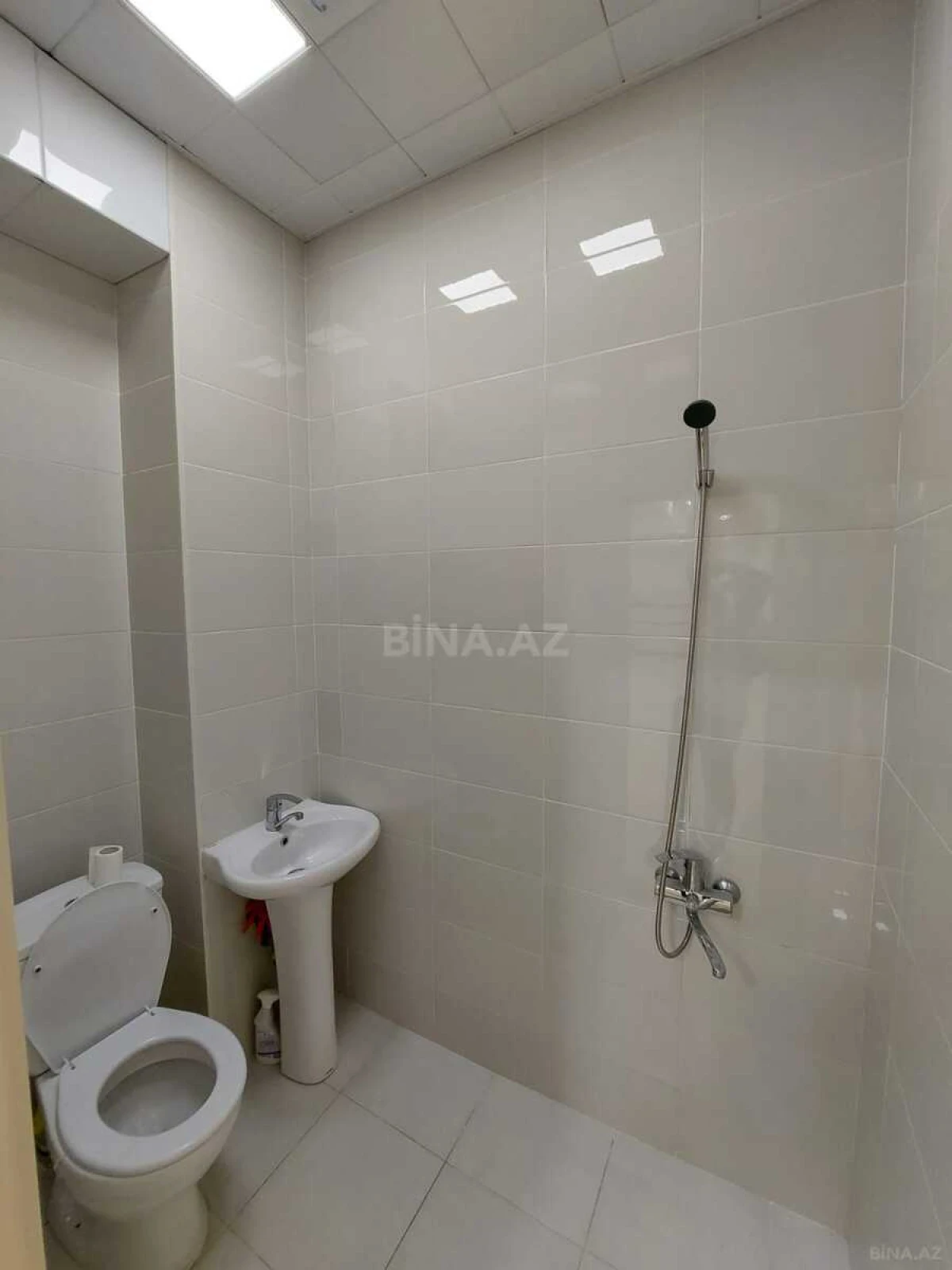 Kirayə verilir 7 otaqlı ofis 170 m²