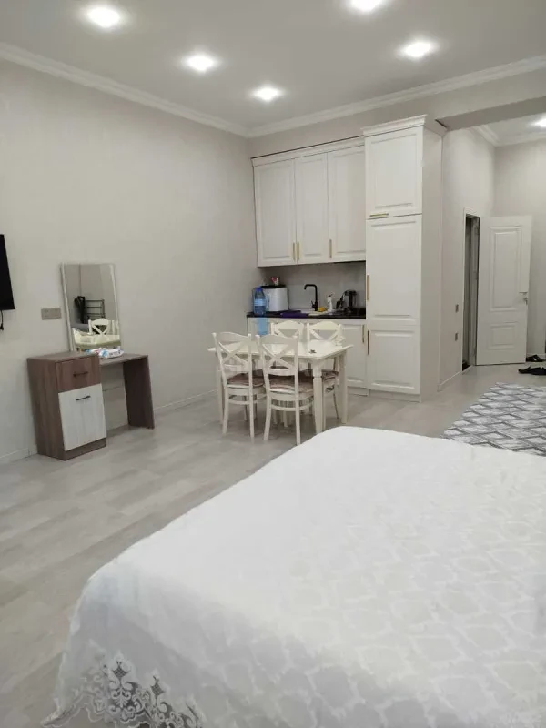 Kirayə verilir 1 otaqlı mənzil 60 m²