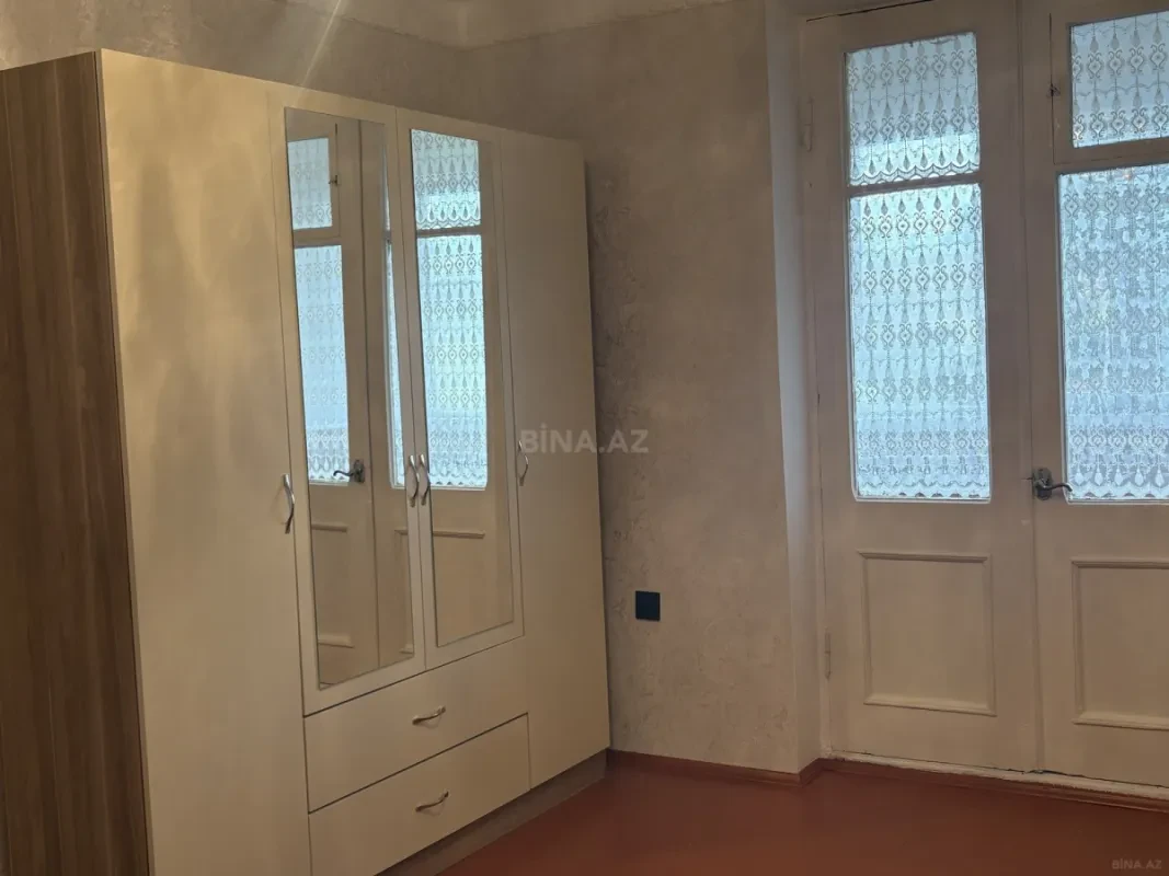 Kirayə verilir 2 otaqlı mənzil 45 m²