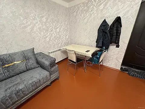 Kirayə verilir 2 otaqlı mənzil 45 m²
