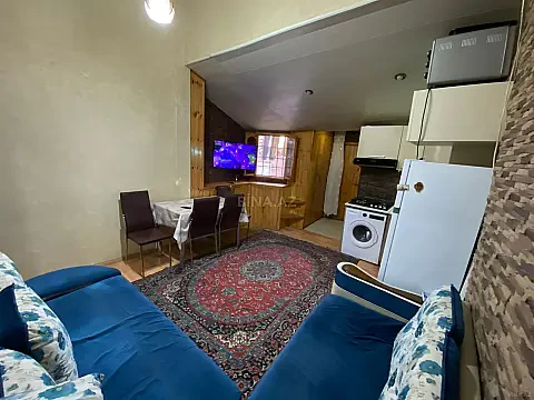 Kirayə verilir 2 otaqlı həyət evi 70 m²