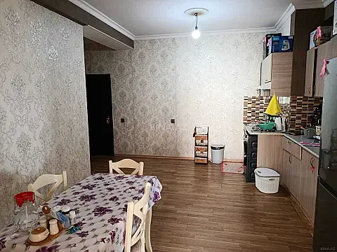 Satılır 3 otaqlı mənzil 100 m²