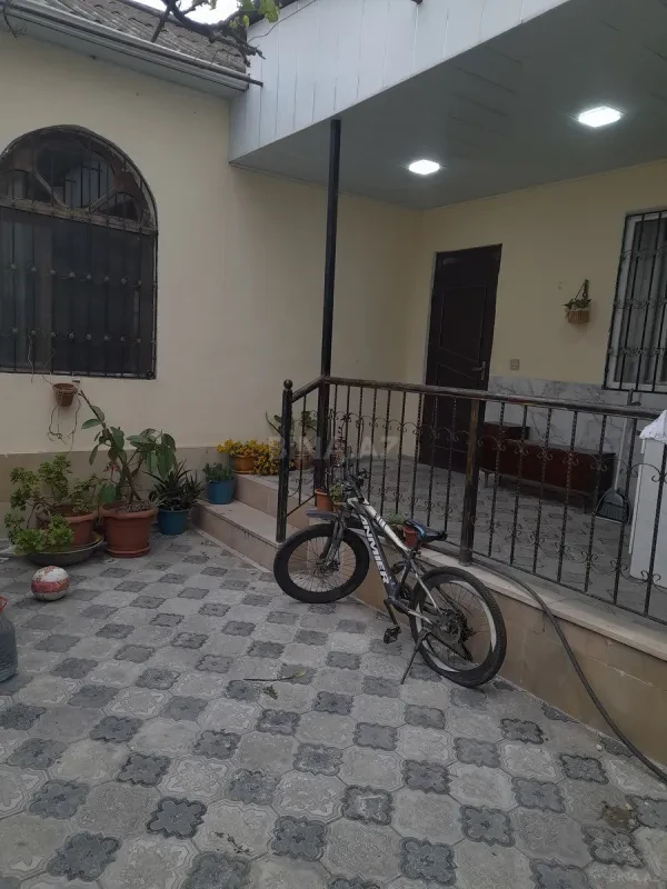 Kirayə verilir 4 otaqlı həyət evi 120 m²