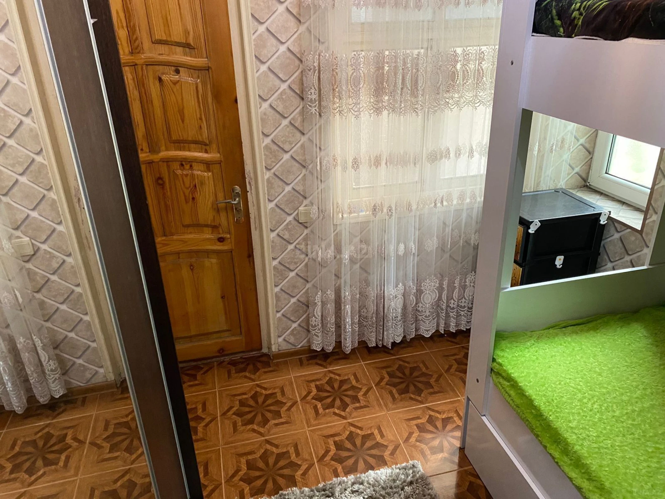 Satılır 5 otaqlı həyət evi 160 m²