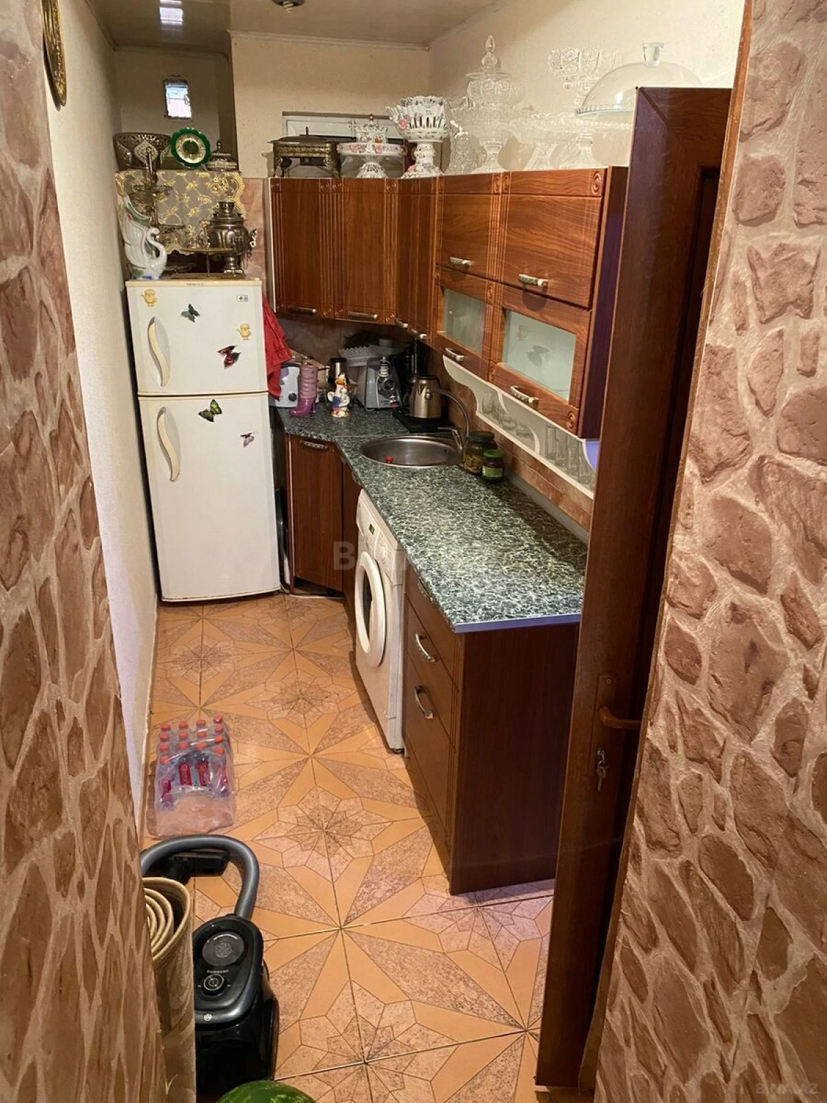 Satılır 5 otaqlı həyət evi 160 m²