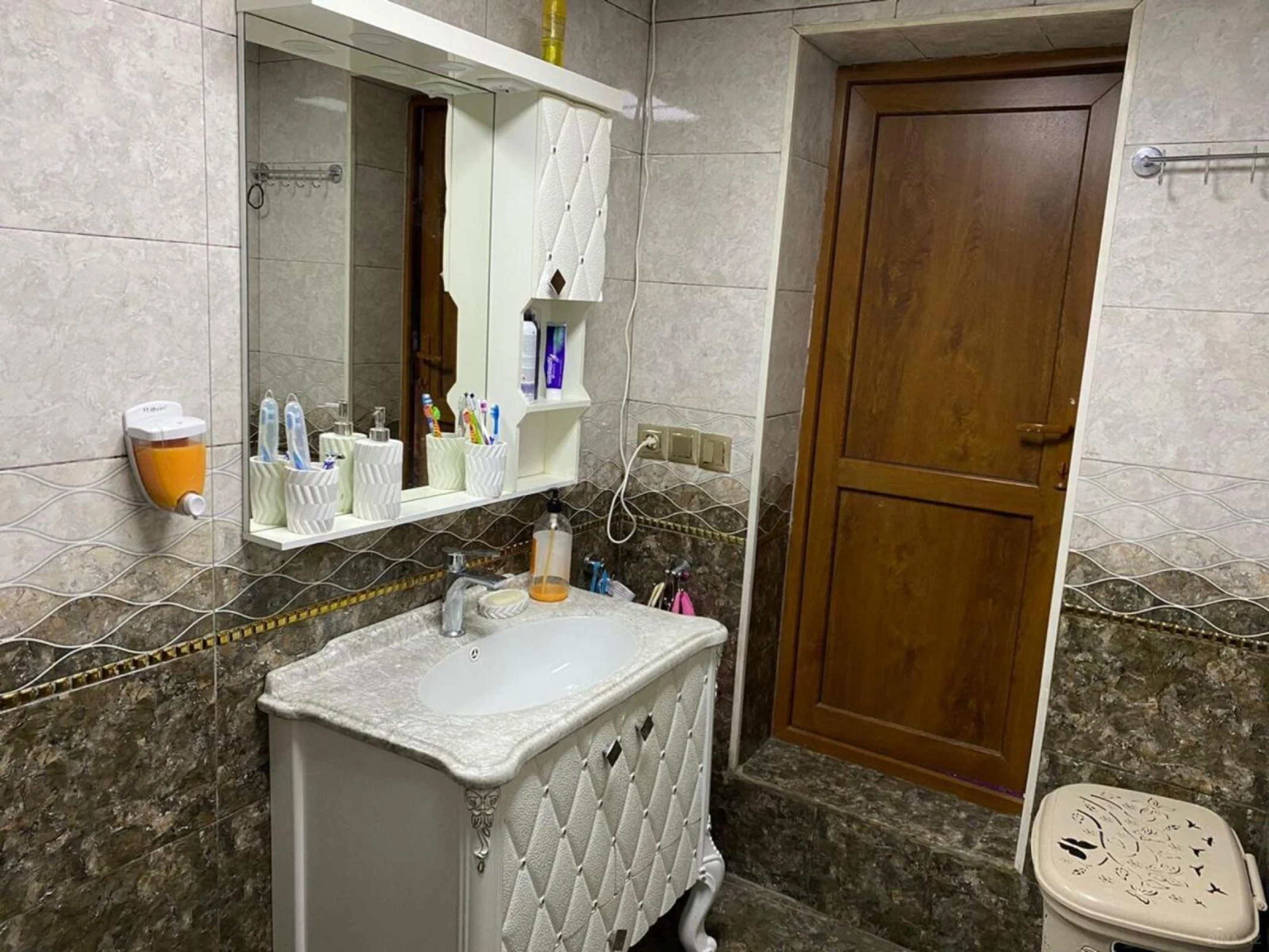 Satılır 5 otaqlı həyət evi 160 m²