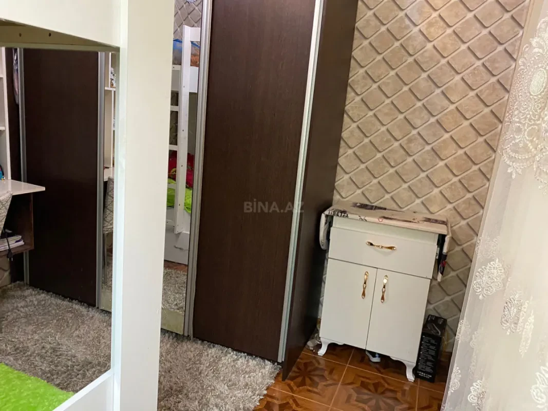 Satılır 5 otaqlı həyət evi 160 m²