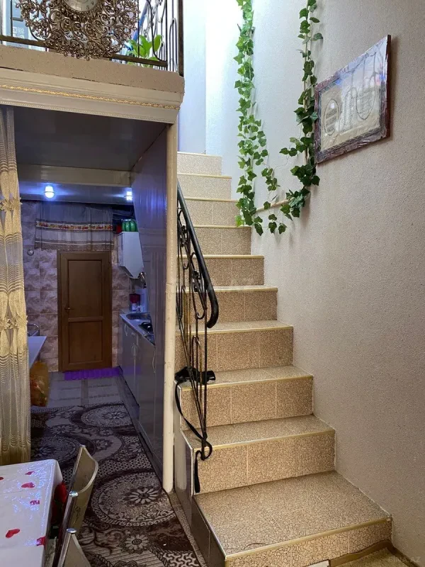 Satılır 5 otaqlı həyət evi 160 m²