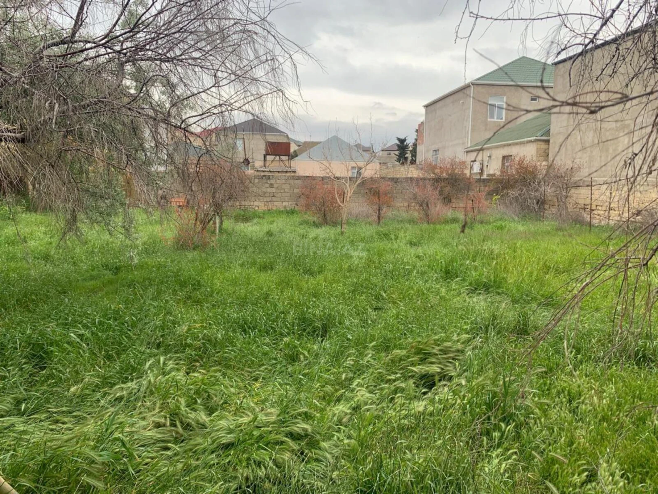 Satılır 5 otaqlı həyət evi 100 m²