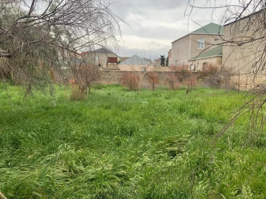Satılır 5 otaqlı həyət evi 100 m²